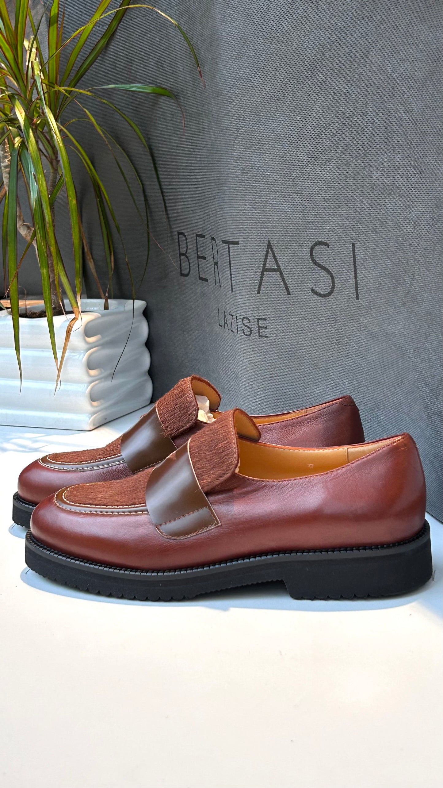 Viola Ricci Mocassino Rum JN11