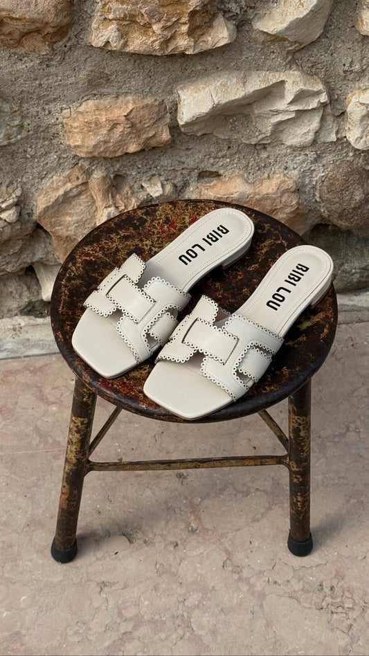 BIBI LOU HOLLY FLAT