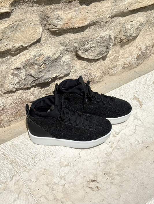 Alexander Smith Black