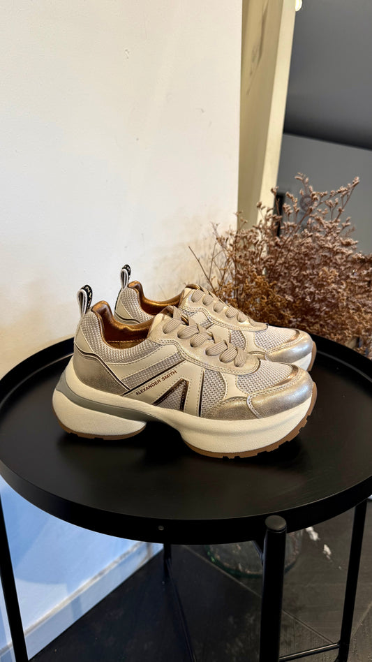 ALEXANDER SMITH VICTORIA