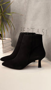 Roman Black Ankle Boot P41