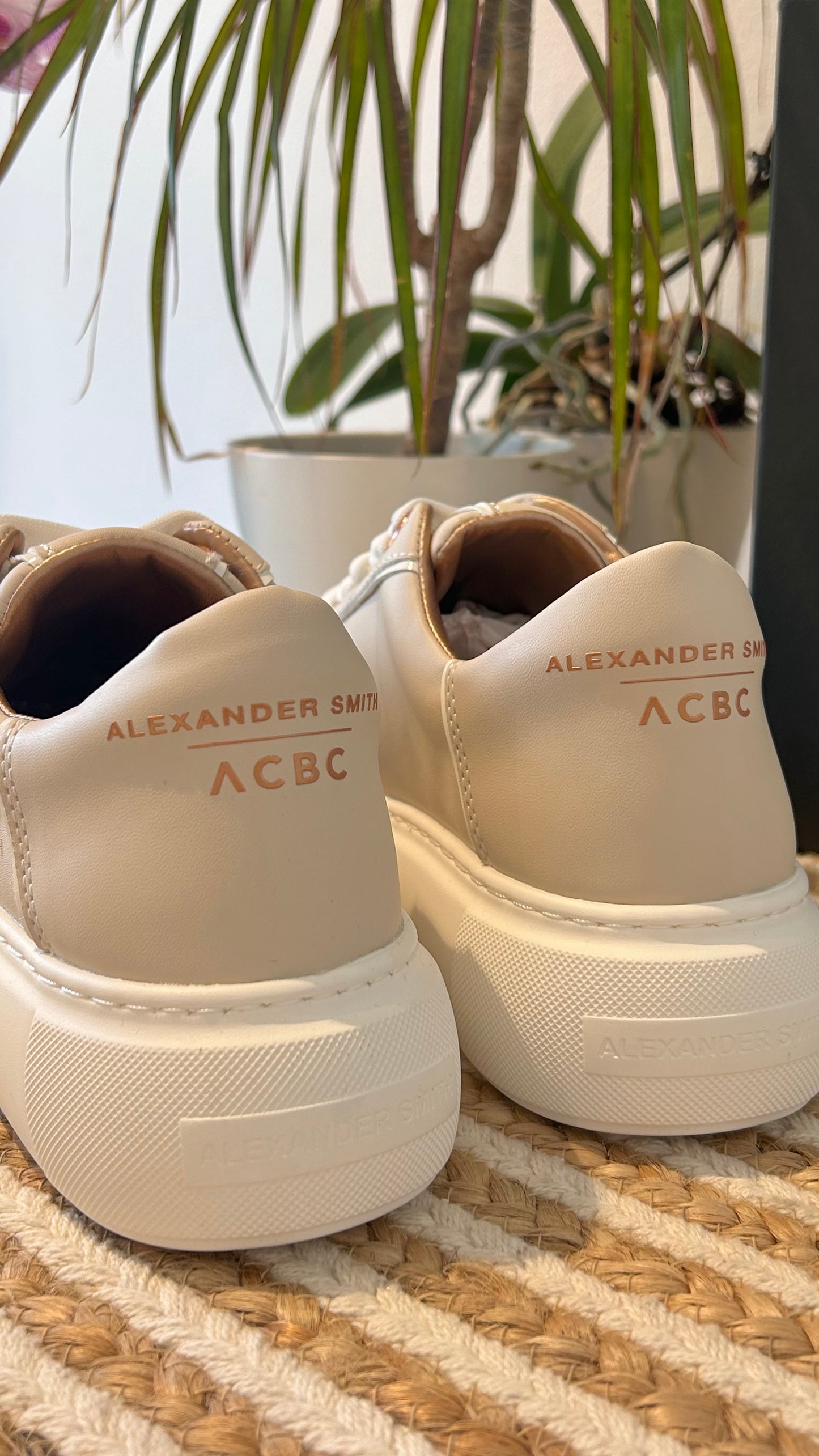 Alexander Smith Eco Greenwich Nude