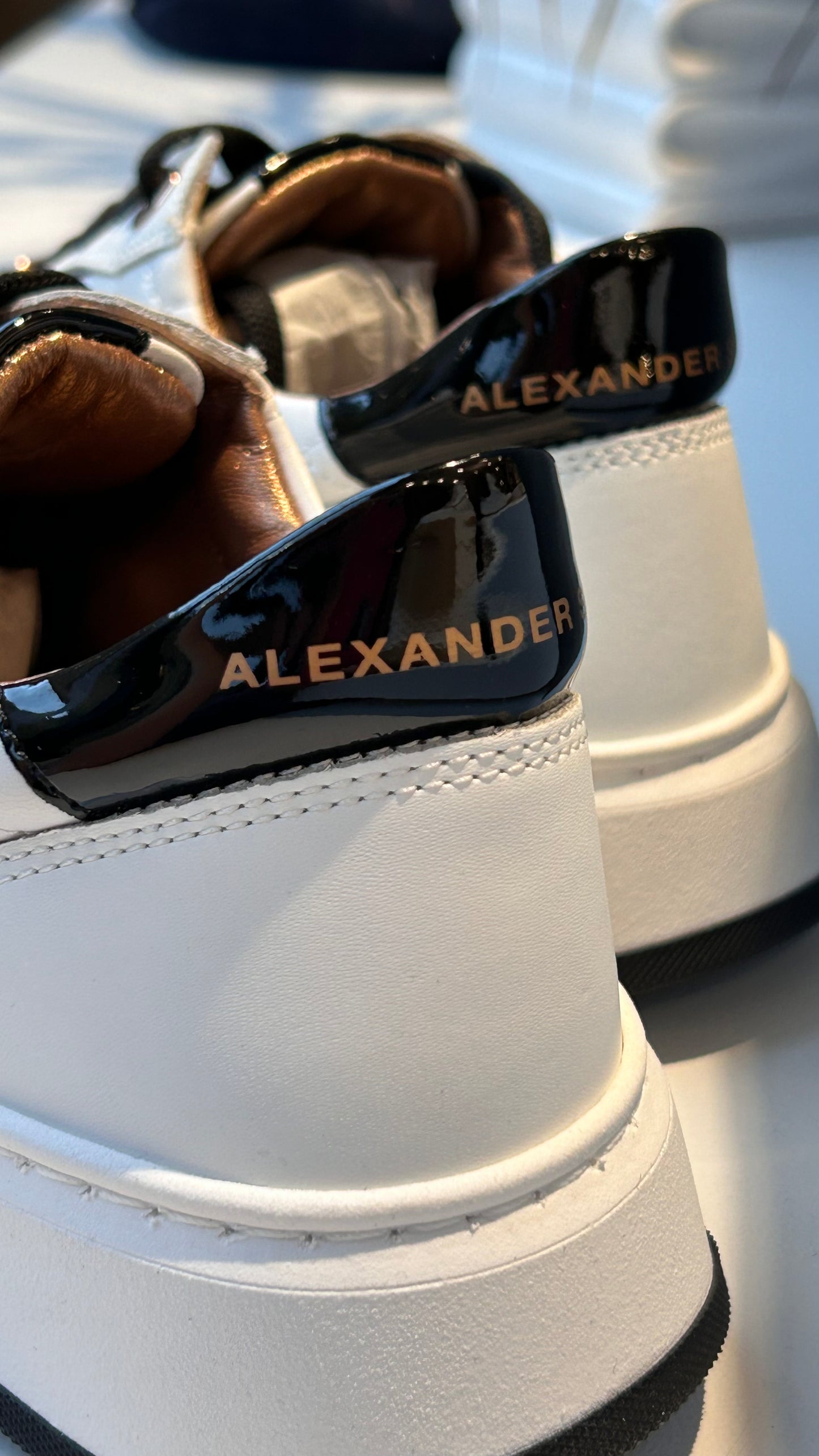 Alexander Smith Harrow White/Black T1D